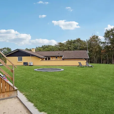 Pet Friendly In With Sauna 度假居 Oksbøl