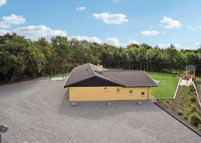 Pet Friendly In With Sauna Feriehus